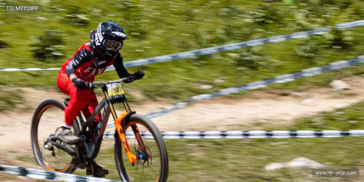 球迷的第二主场,🎯 从球星同款到限量周边,一网打尽你的热爱!